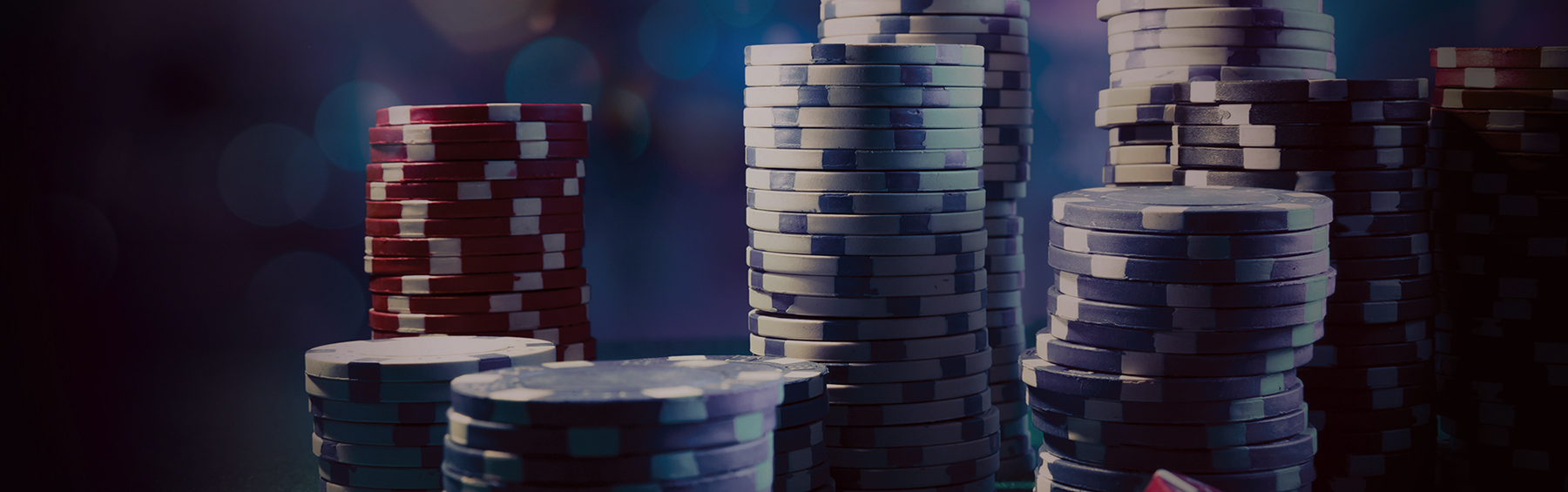 standard-hero-seniors poker open chip counts